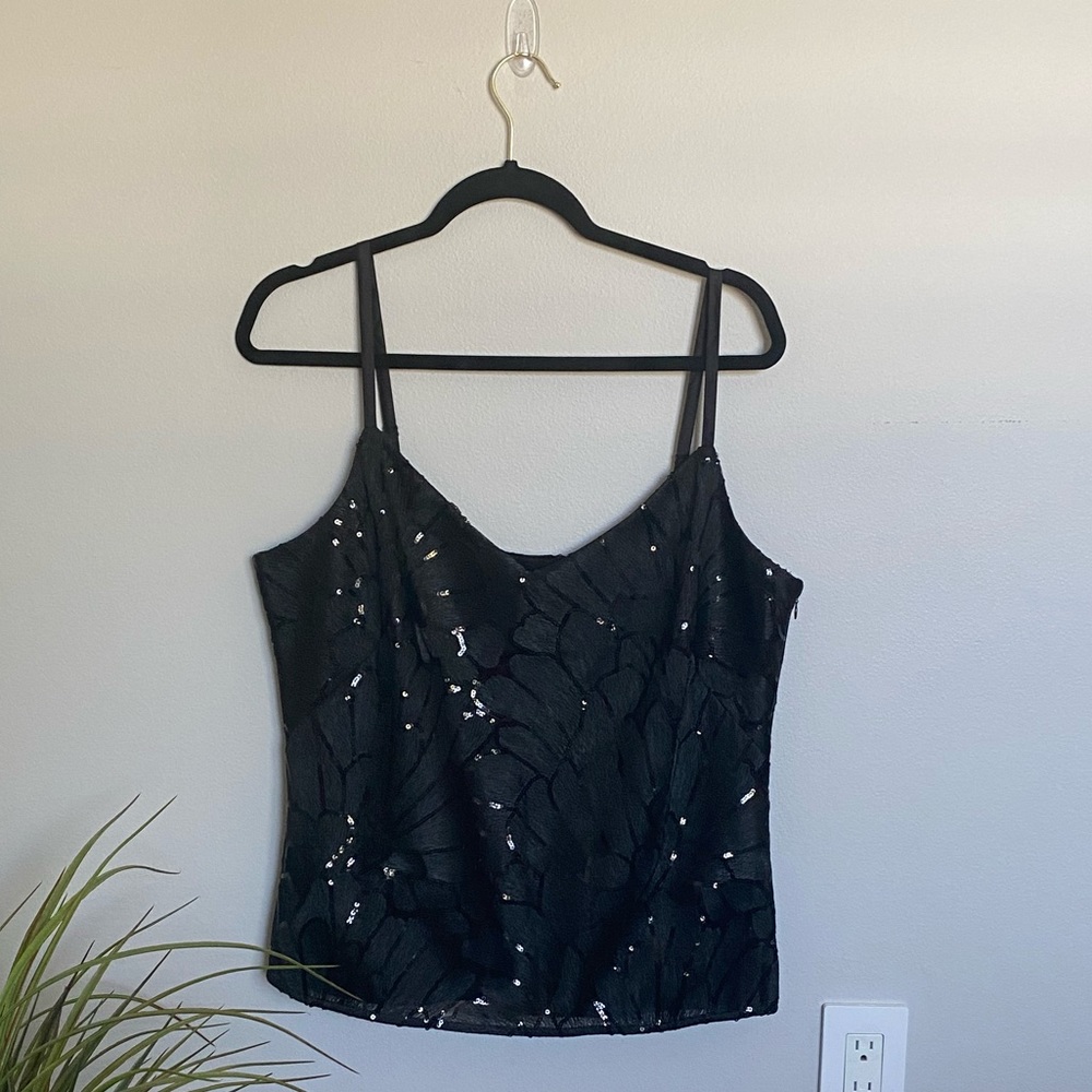White house & Black market night shirt